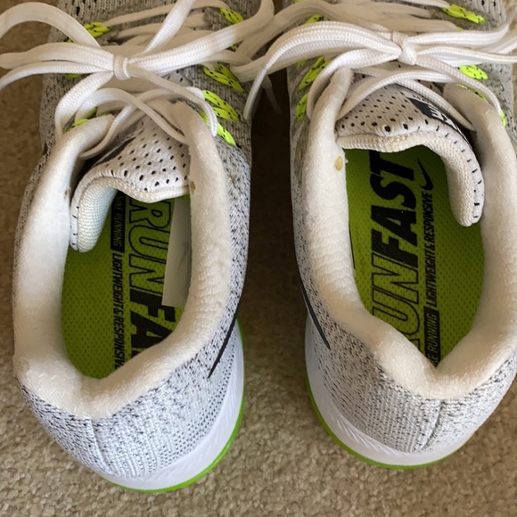Nike Zoom women’s running sneakers size US 5 - Picture 5 of 6